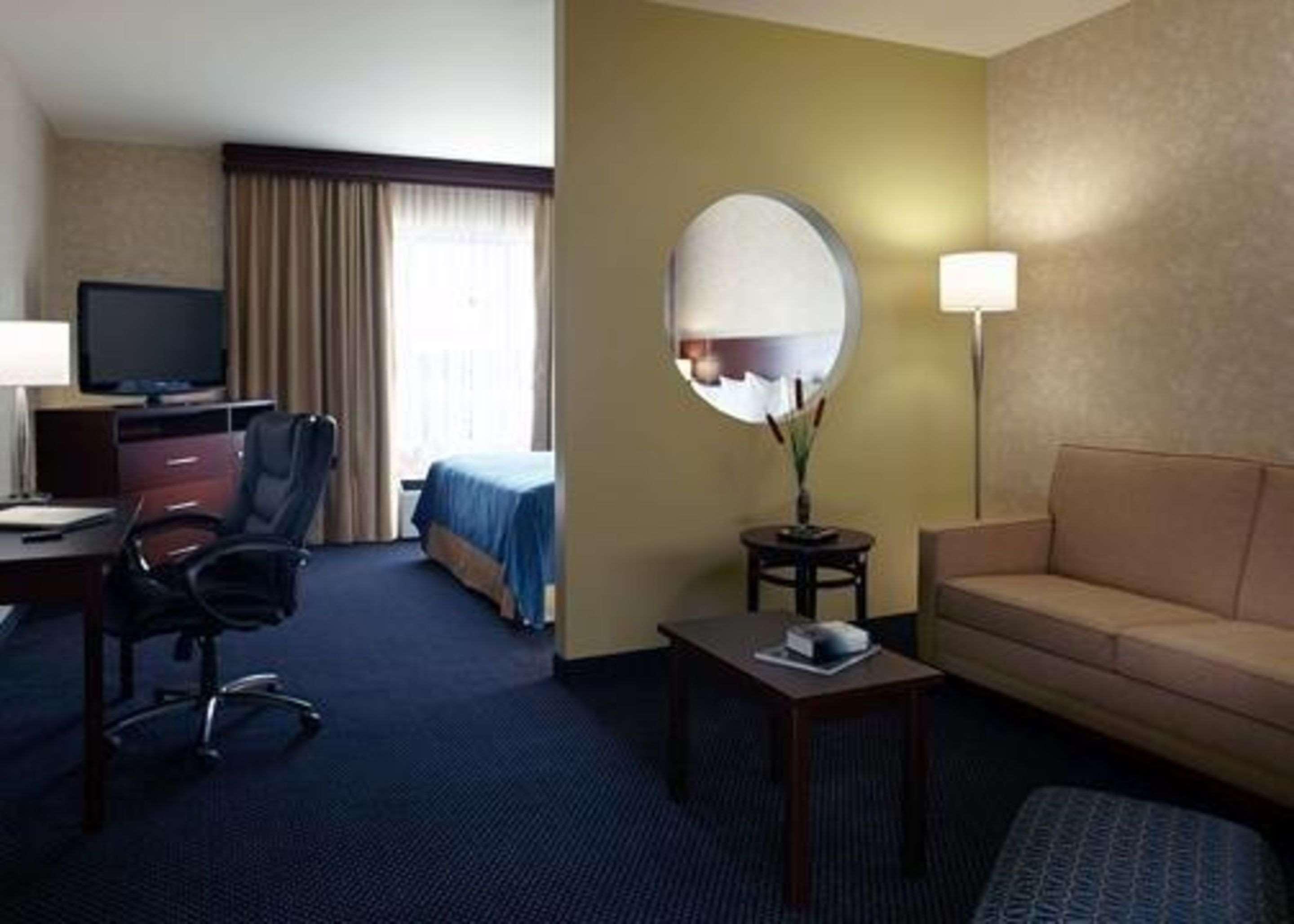 Quality Inn & Suites Brossard Eksteriør billede